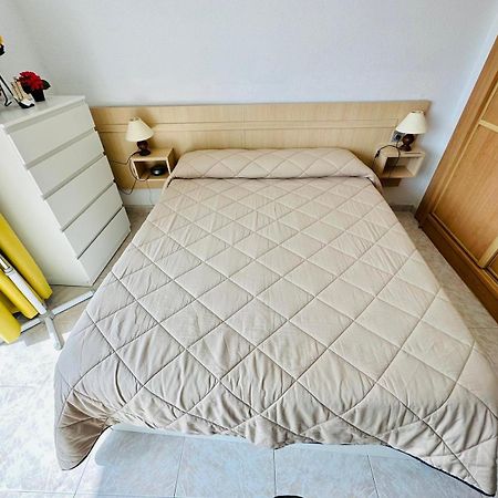Ocean Front Cozy 2 Bedroom, 3 Beds Spacious- Netflix, Pool, Beach Lift & Fast Wifi Плайя-дель-Інглес Екстер'єр фото