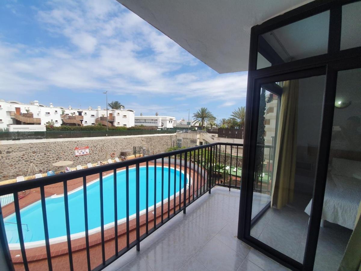 Ocean Front Cozy 2 Bedroom, 3 Beds Spacious- Netflix, Pool, Beach Lift & Fast Wifi Плайя-дель-Інглес Екстер'єр фото