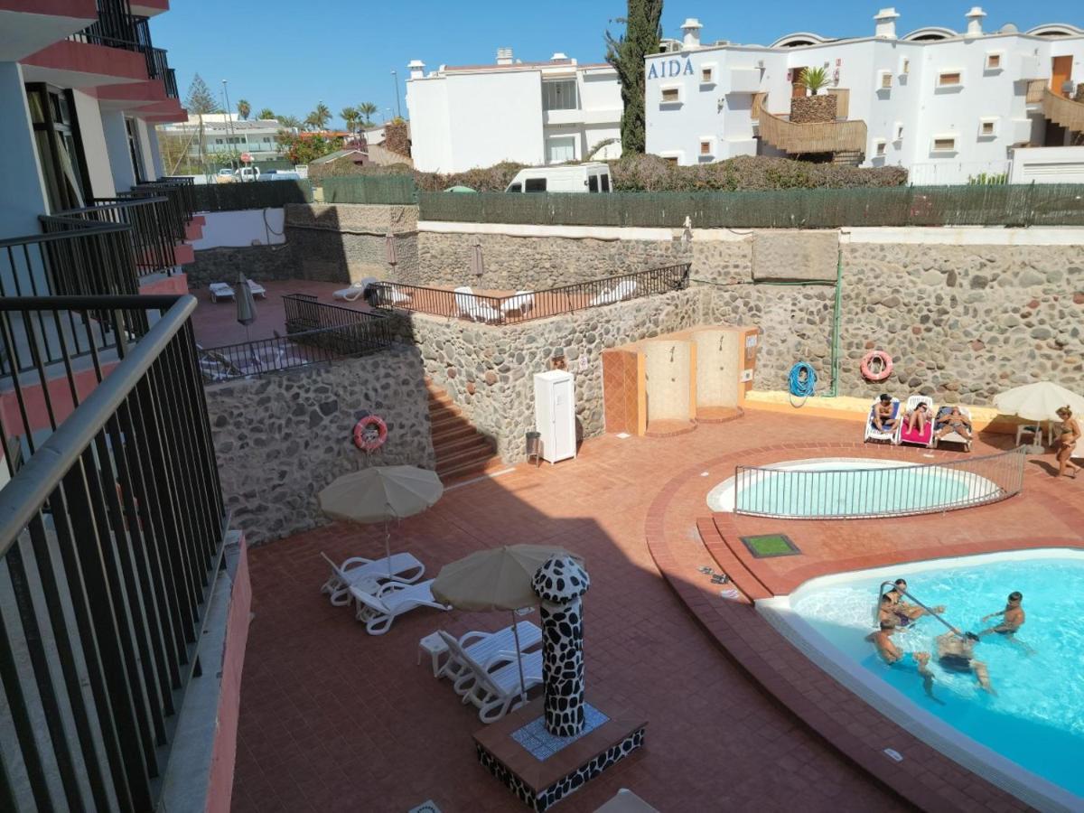 Ocean Front Cozy 2 Bedroom, 3 Beds Spacious- Netflix, Pool, Beach Lift & Fast Wifi Плайя-дель-Інглес Екстер'єр фото