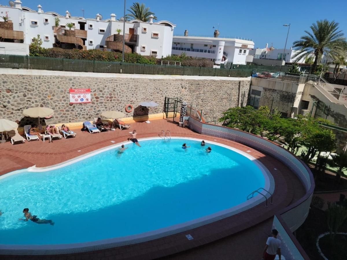 Ocean Front Cozy 2 Bedroom, 3 Beds Spacious- Netflix, Pool, Beach Lift & Fast Wifi Плайя-дель-Інглес Екстер'єр фото