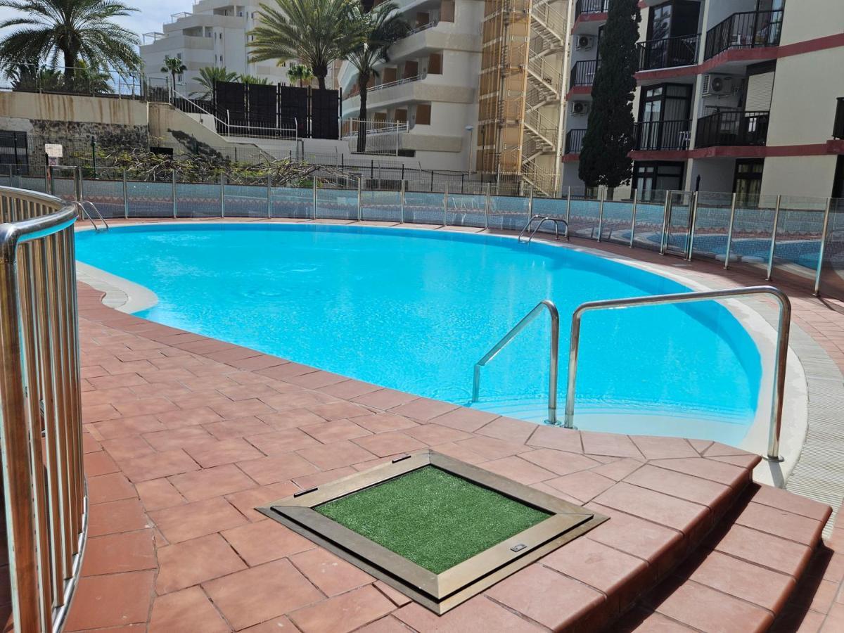 Ocean Front Cozy 2 Bedroom, 3 Beds Spacious- Netflix, Pool, Beach Lift & Fast Wifi Плайя-дель-Інглес Екстер'єр фото